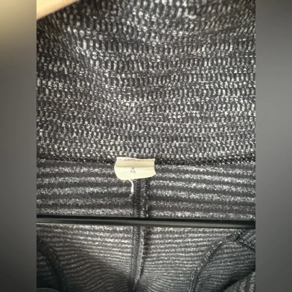 Lululemon Run: Runderful 1/2 Zip Pullover - Picture 11 of 15